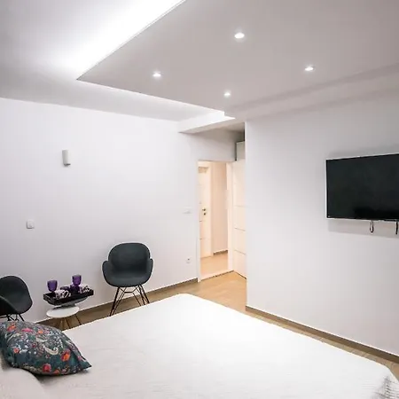 Casa de hóspedes Spectrum 4*