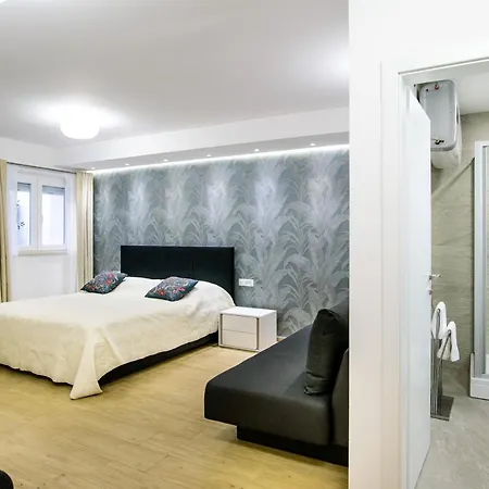 Πανσιόν Spectrum Ντουμπρόβνικ