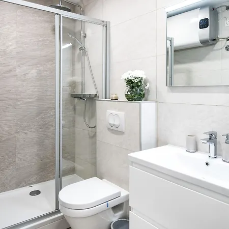 Pensión Spectrum 4*